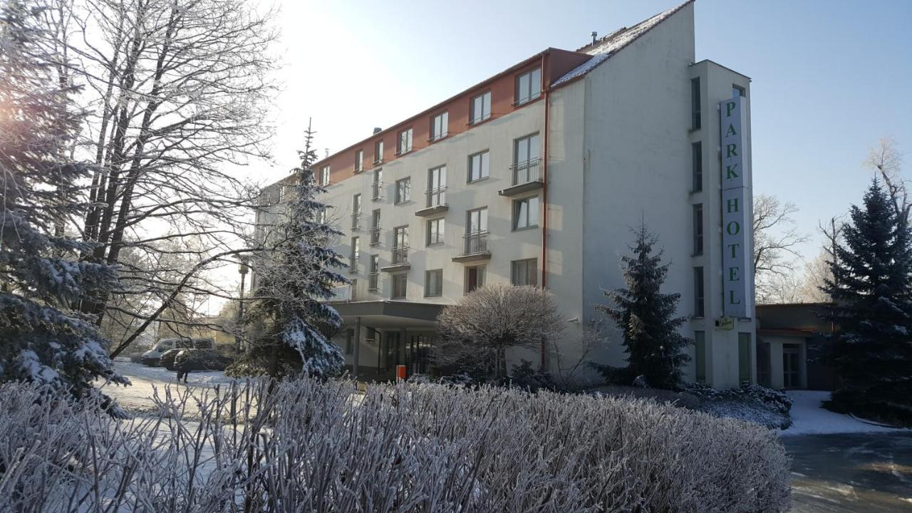 Lh Parkhotel Hluboka Nad Vltavou Congress & Wellness Buitenkant foto